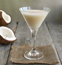 Instrucciones para elaborar un margarita de ron de coco