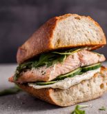 Aprende a preparar sándwich de salmón